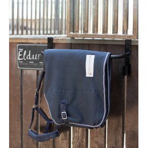 Horse Guard  Dkken holder til boksen